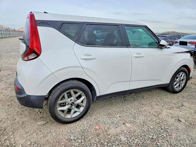 2022 KIA SOUL LX  