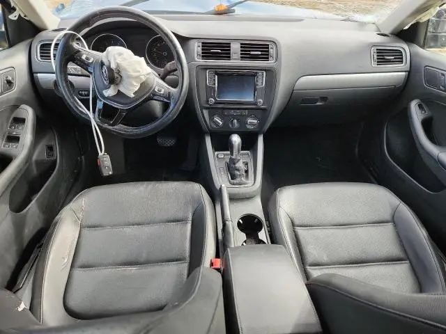 2017 VOLKSWAGEN JETTA SE  
