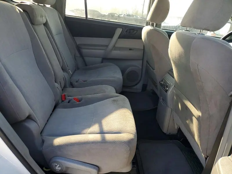 2013 TOYOTA HIGHLANDER BASE  