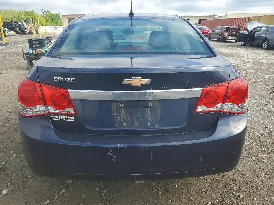 2014 CHEVROLET CRUZE LS  