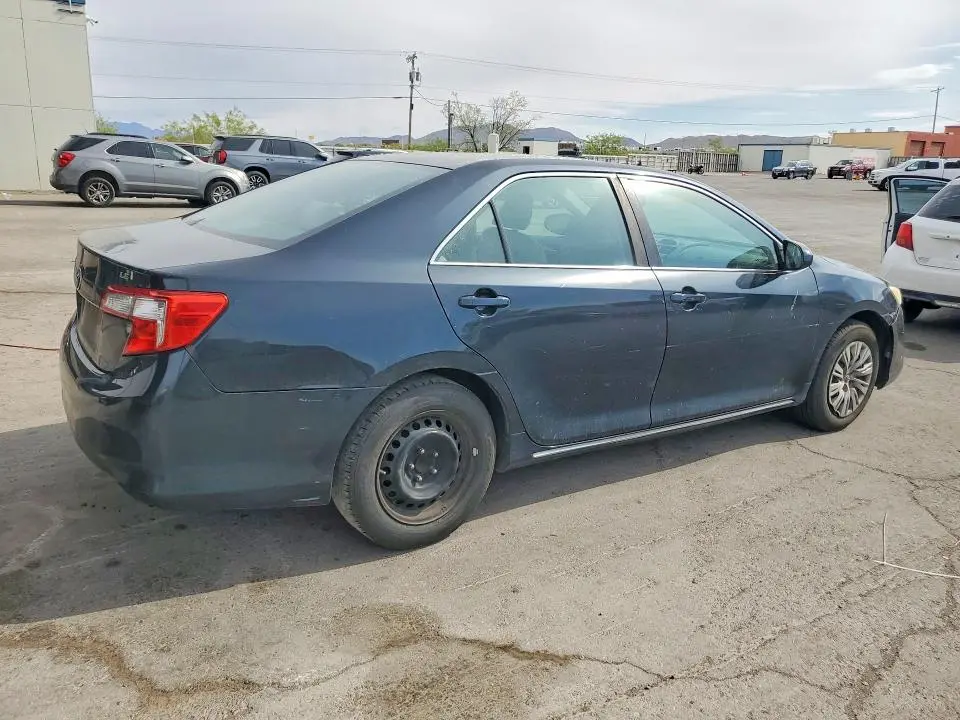 2012 TOYOTA CAMRY LE  