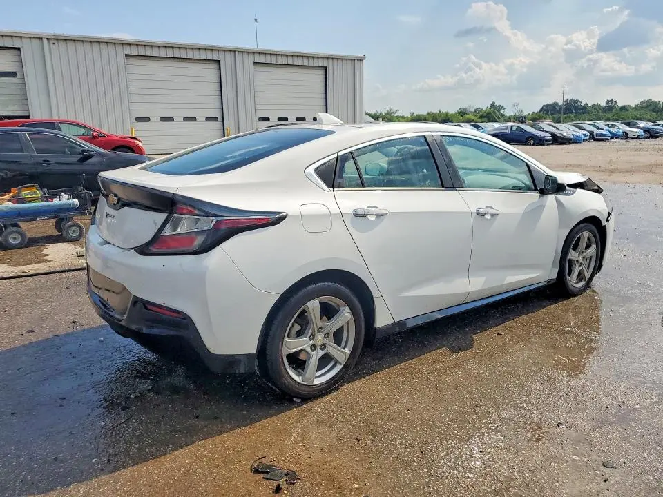 2018 CHEVROLET VOLT LT  