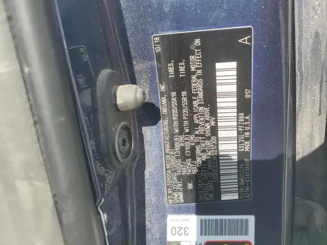2019 TOYOTA SIENNA XLE  