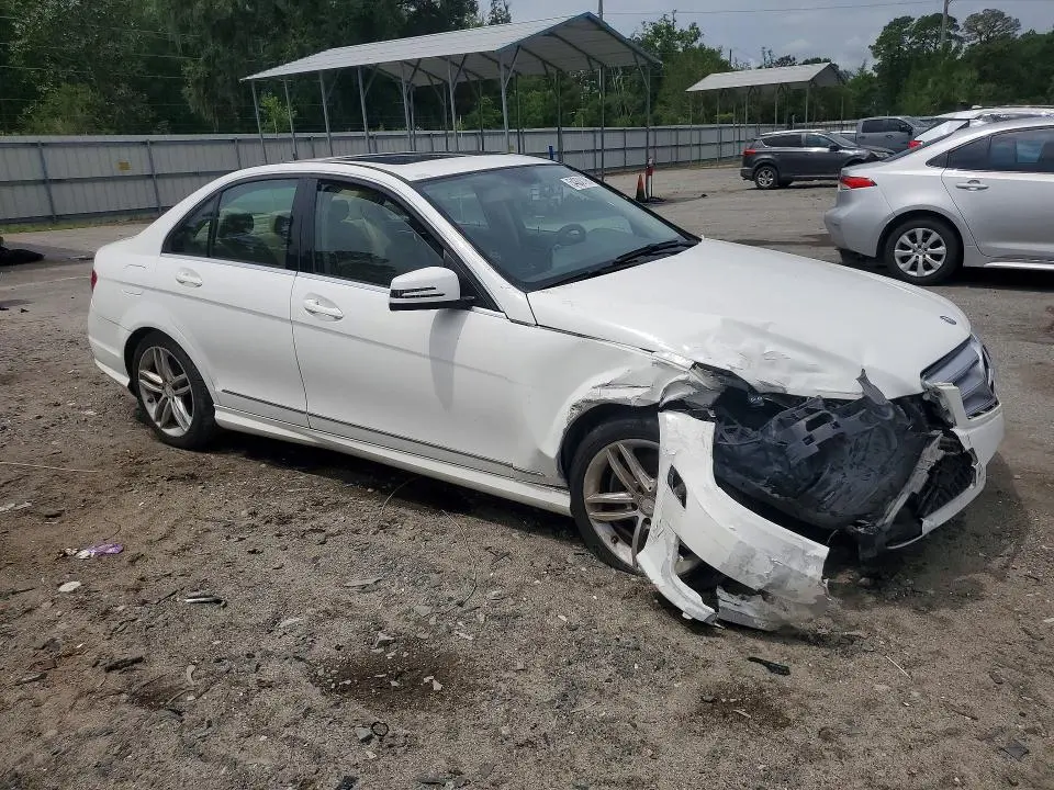 2013 MERCEDES-BENZ C 250  