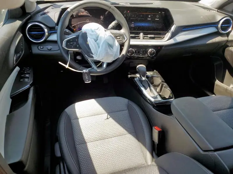 2025 CHEVROLET TRAX 1LT  