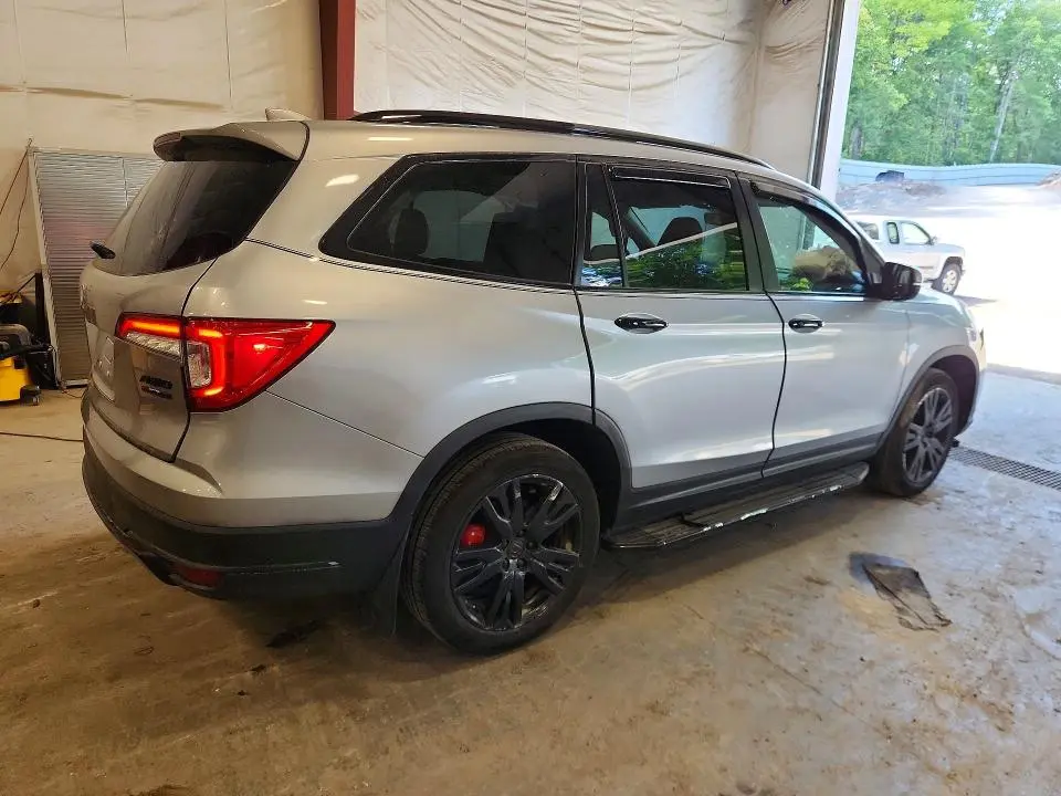 2022 HONDA PILOT SE  