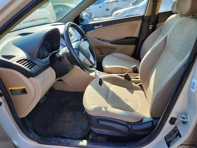 2015 HYUNDAI ACCENT GLS  