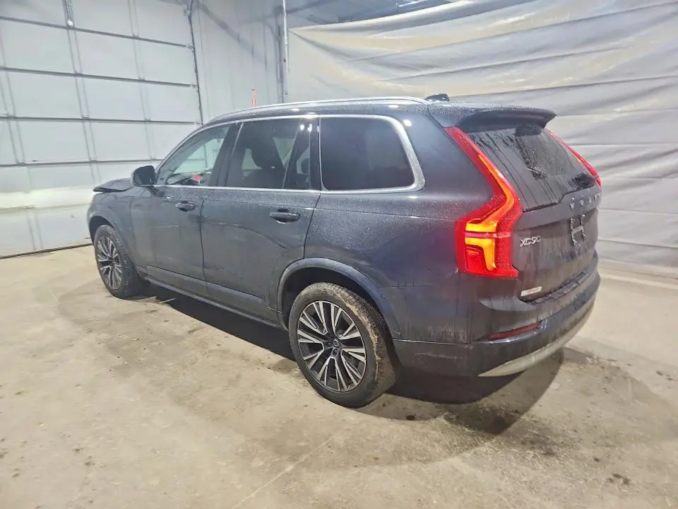 2022 VOLVO XC90 T5 MOMENTUM  