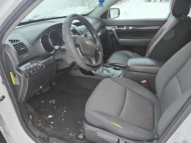 2012 KIA SORENTO BASE  