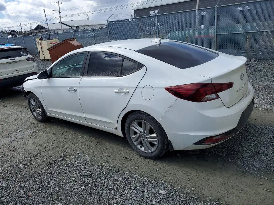 2020 HYUNDAI ELANTRA SEL  