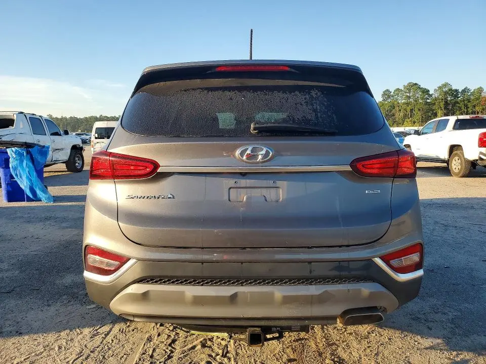 2019 HYUNDAI SANTA FE SE  