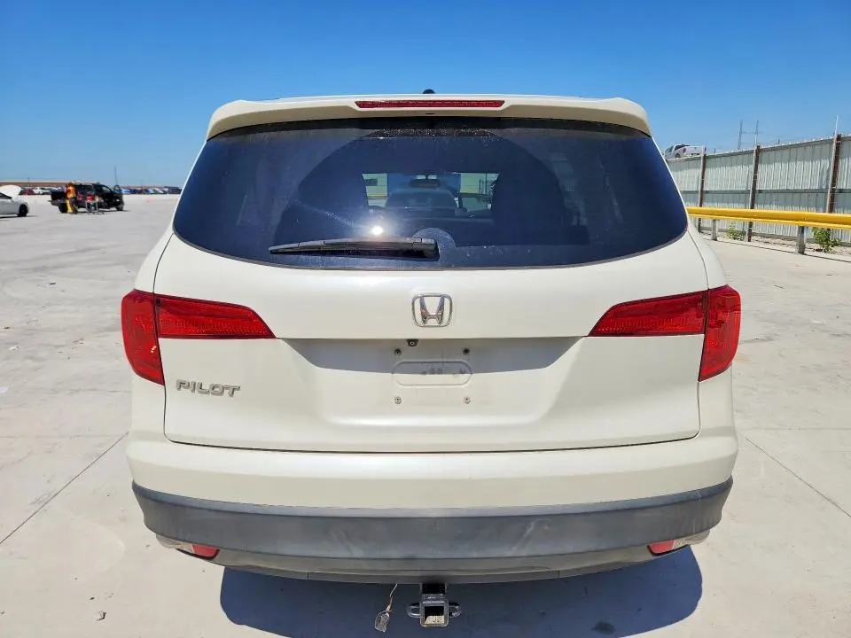 2017 HONDA PILOT EX  