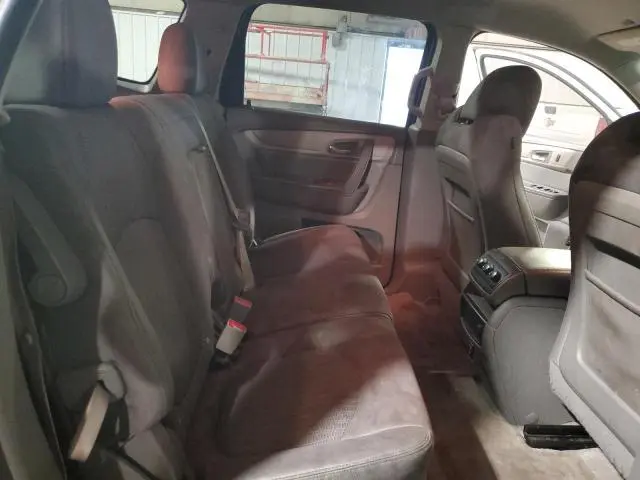 2016 CHEVROLET TRAVERSE LS  