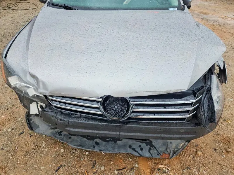 2013 VOLKSWAGEN PASSAT S  