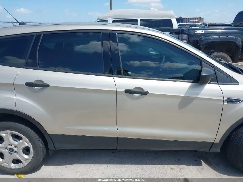 2017 FORD ESCAPE S