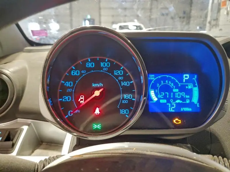 2015 CHEVROLET SPARK 1LT  