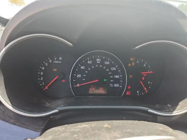 2015 KIA SORENTO LX  