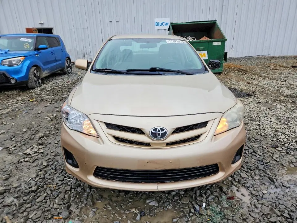 2013 TOYOTA COROLLA L  