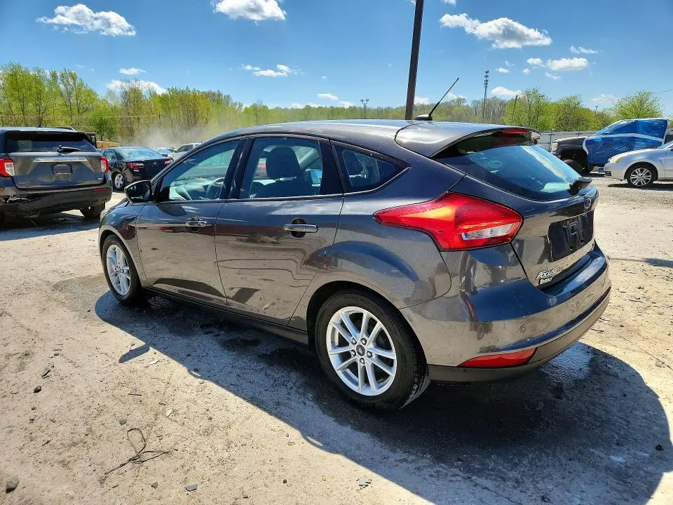 2015 FORD FOCUS SE  