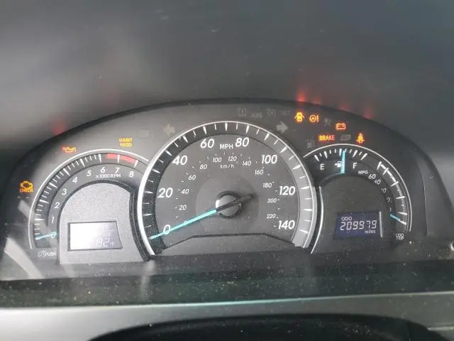 2014 TOYOTA CAMRY L  