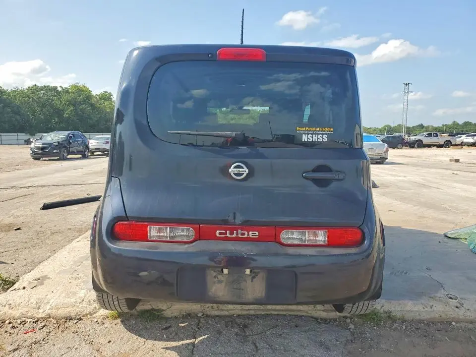 2010 NISSAN CUBE 1.8  