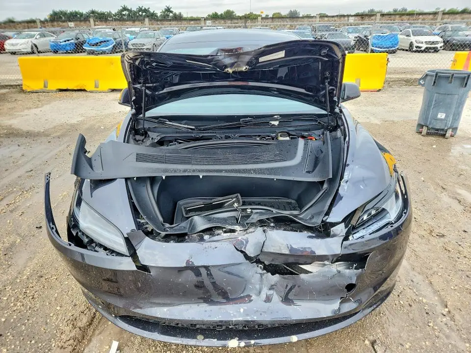 2026 TESLA MODEL 3   
