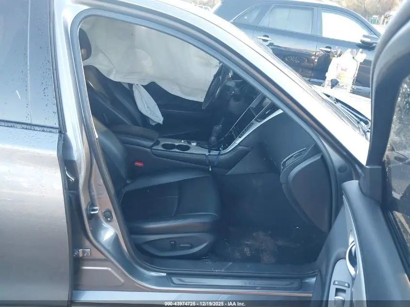 2021 INFINITI Q50 LUXE