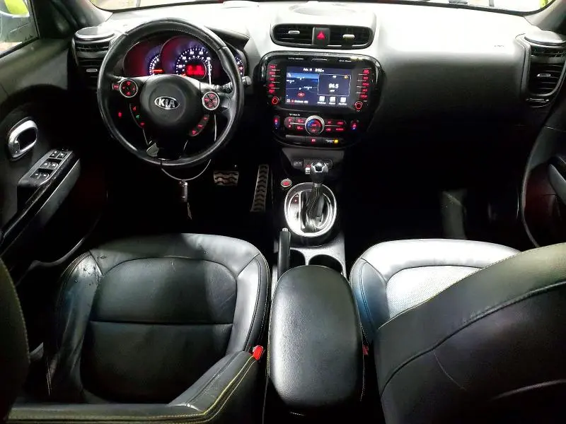 2015 KIA SOUL +  