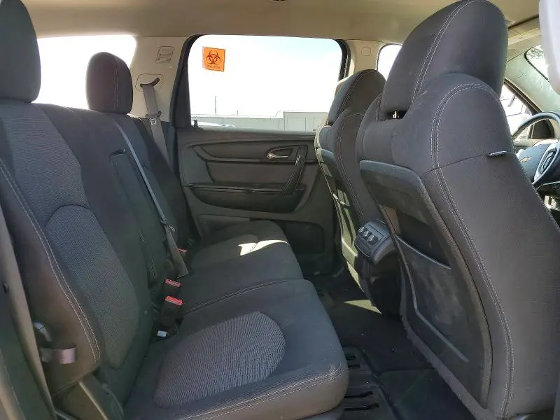 2015 CHEVROLET TRAVERSE LT  