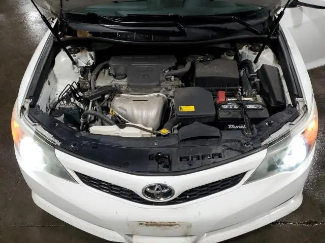 2014 TOYOTA CAMRY L  