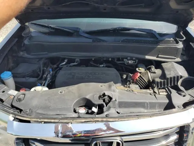 2015 HONDA PILOT SE  