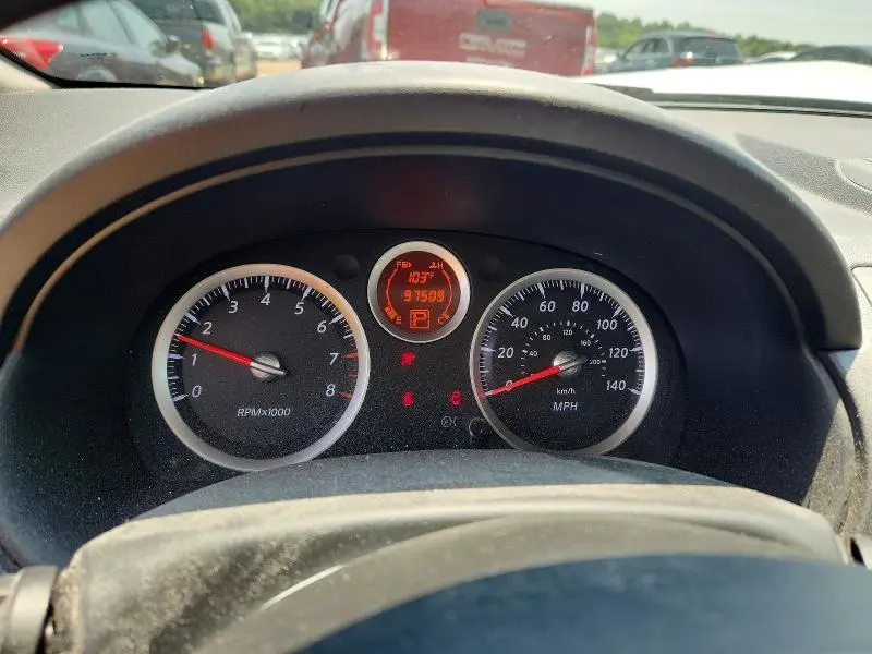 2011 NISSAN SENTRA 2.0  