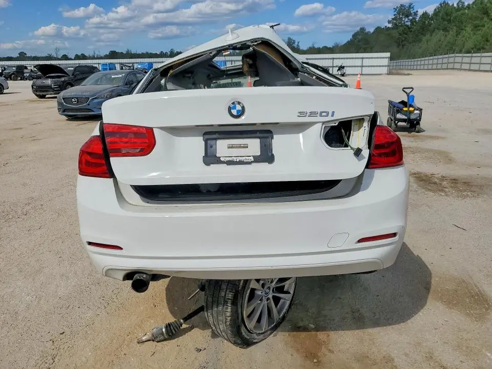 2016 BMW 320 I  