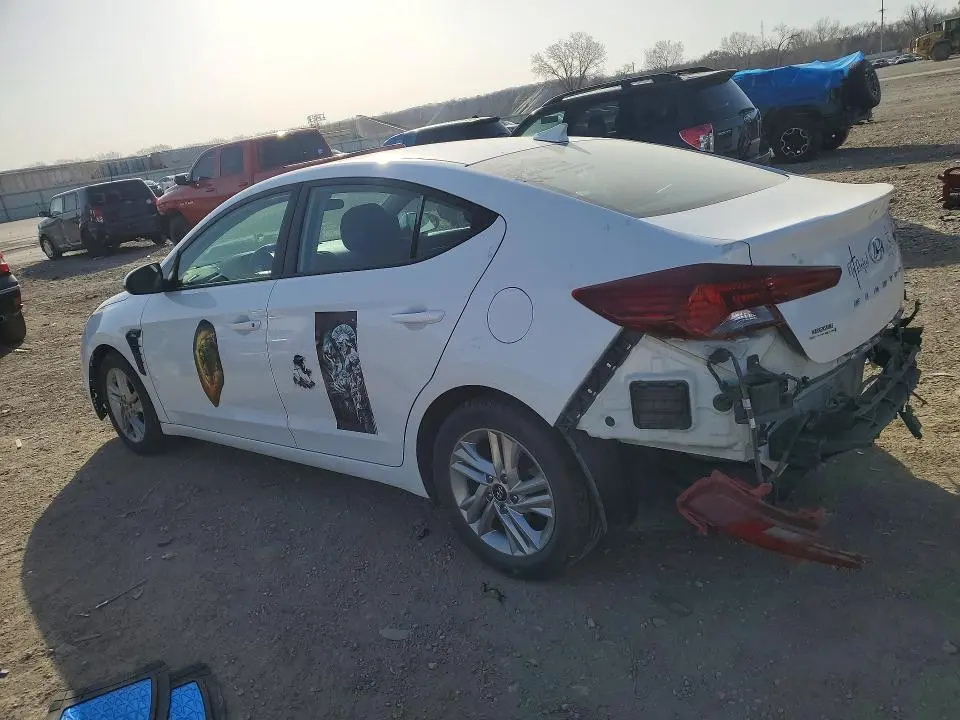 2020 HYUNDAI ELANTRA SEL  