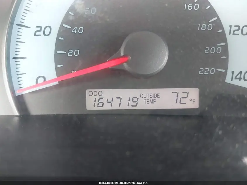 2010 TOYOTA CAMRY SE