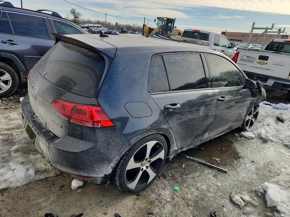 2017 VOLKSWAGEN GTI S  