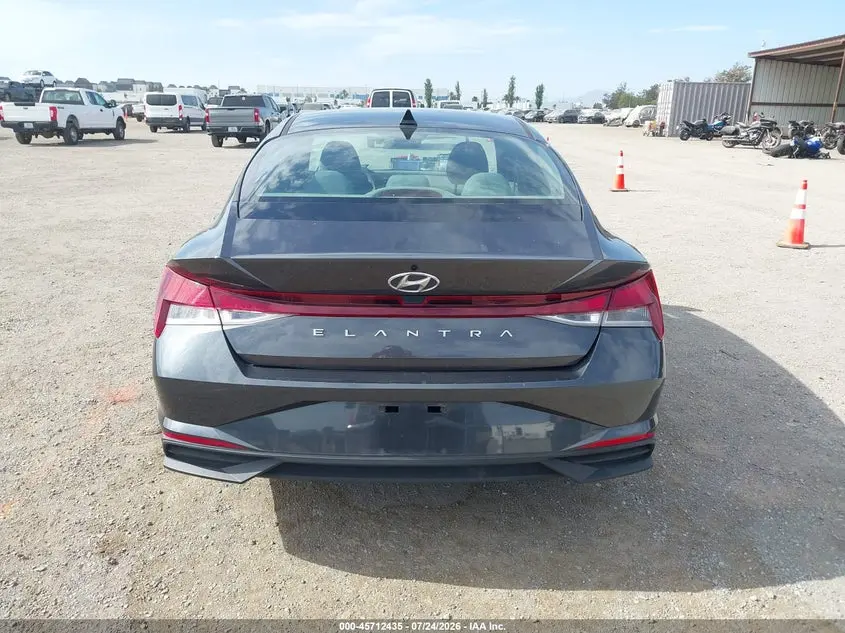 2021 HYUNDAI ELANTRA SE
