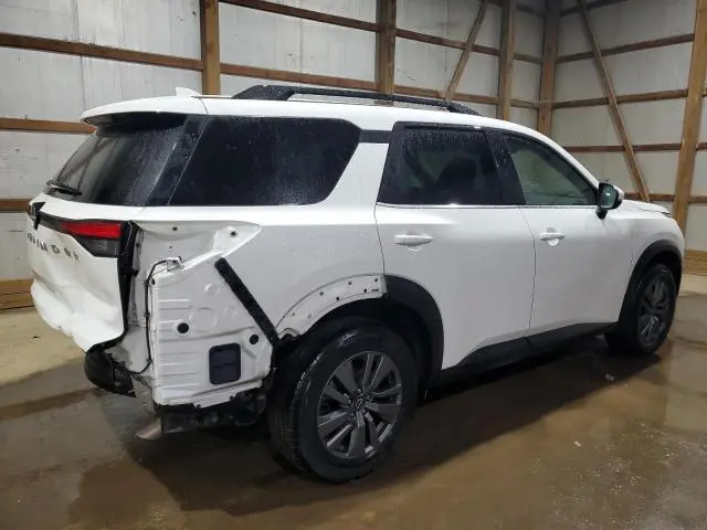 2025 NISSAN PATHFINDER SV  