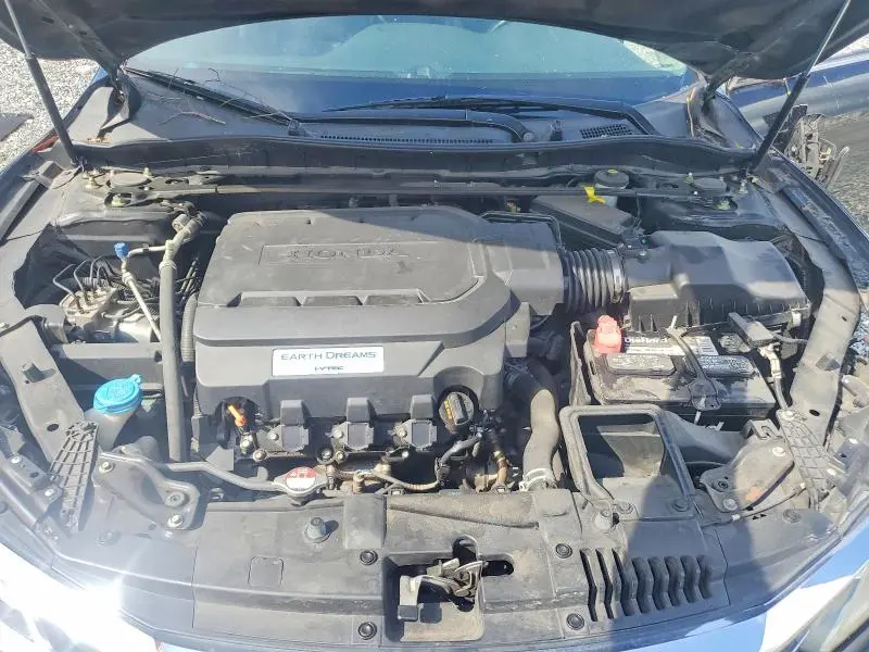2016 HONDA ACCORD TOURING  