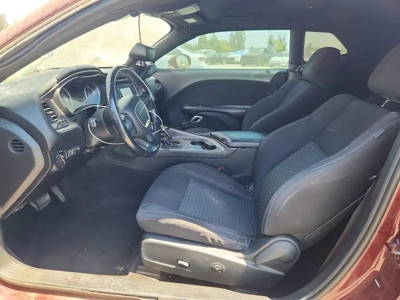 2015 DODGE CHALLENGER SXT  