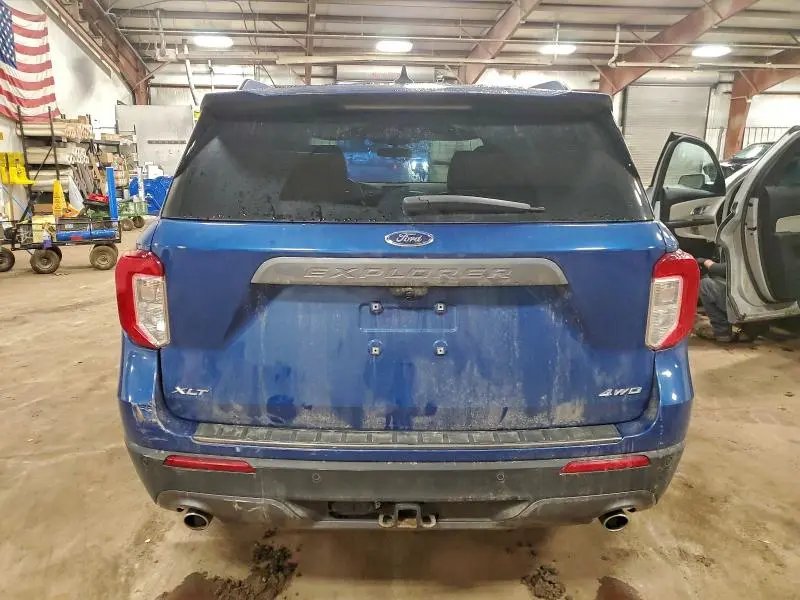 2021 FORD EXPLORER XLT  