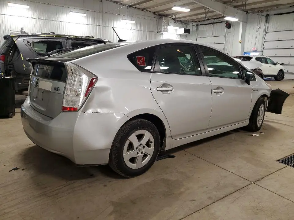 2010 TOYOTA PRIUS II  