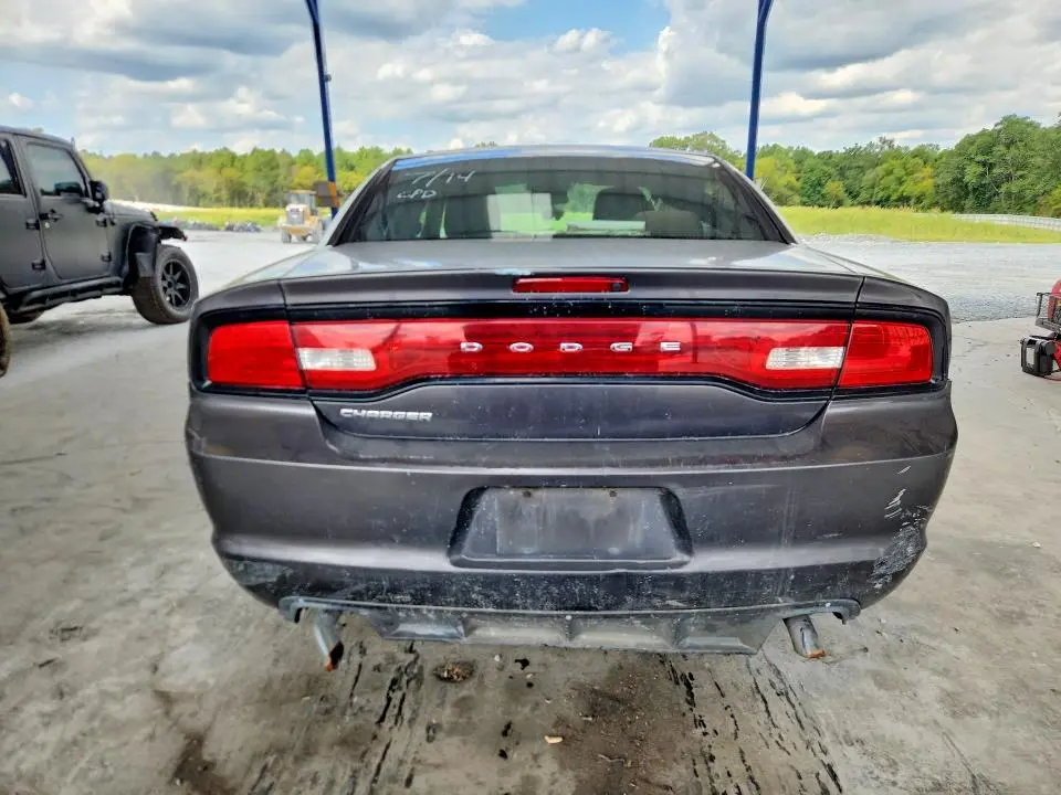 2013 DODGE CHARGER SE  