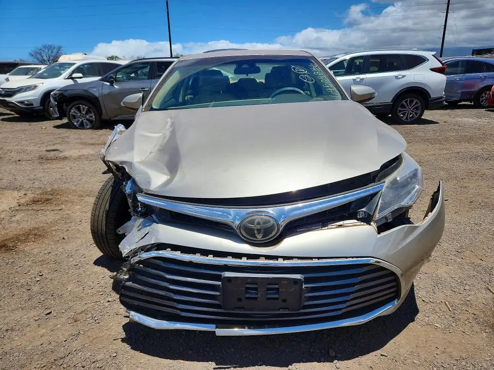 2018 TOYOTA AVALON XLE  