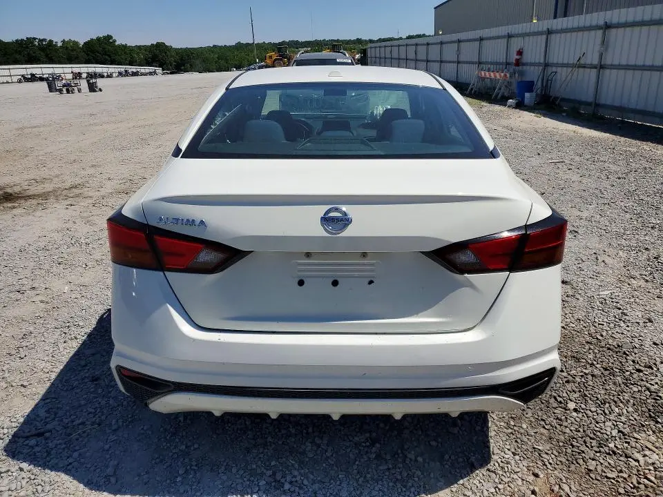 2019 NISSAN ALTIMA S  