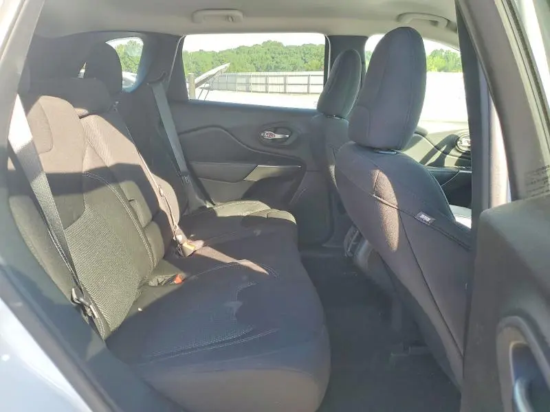 2021 JEEP CHEROKEE LATITUDE  