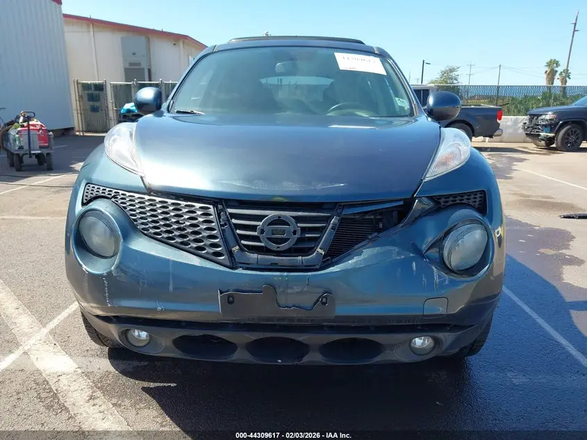 2012 NISSAN JUKE SL