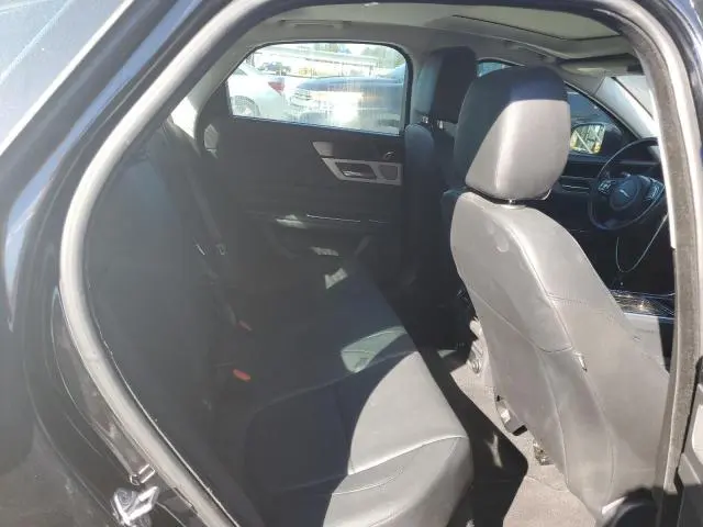 2017 JAGUAR XF PREMIUM  