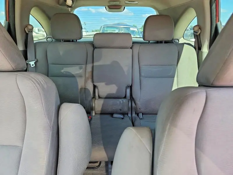 2010 HONDA CR-V LX  