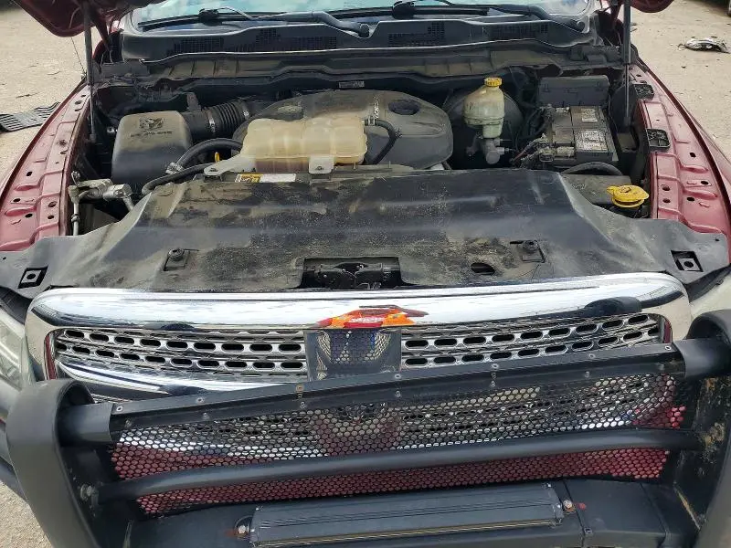 2015 RAM 1500 SLT  
